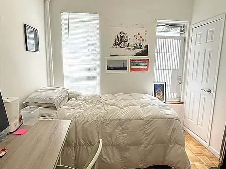 175 Thompson St #16 — Photo 1