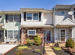 3 Kyle St, Manville, NJ 08835