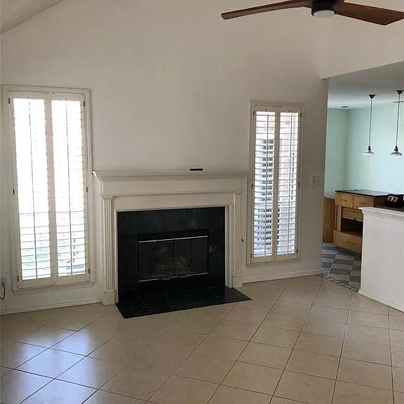 2212 Norwich St — Photo 23