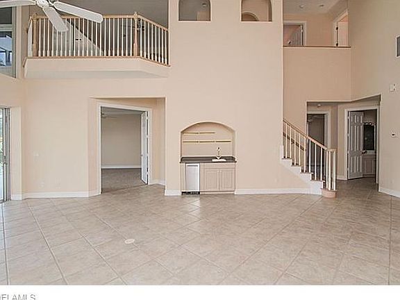 3rd image of 4128 Kensington High St