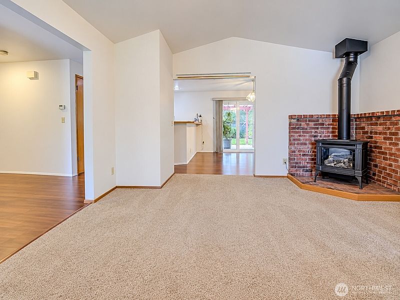 5th image of 1608 Puget Drive