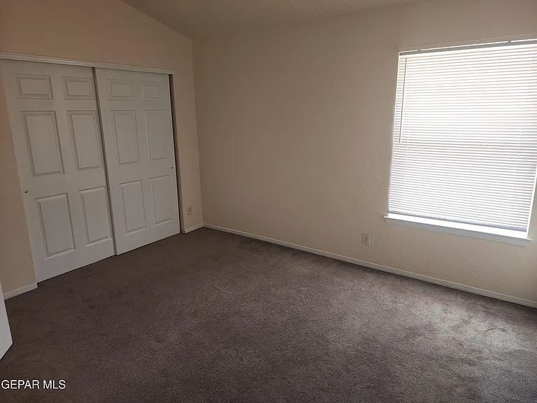 10859 Golden Sands Dr — Photo 13