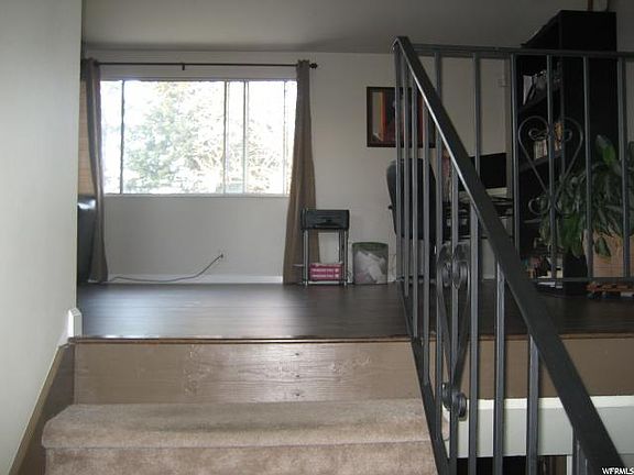 2nd image of 3684 W Savannah Cir