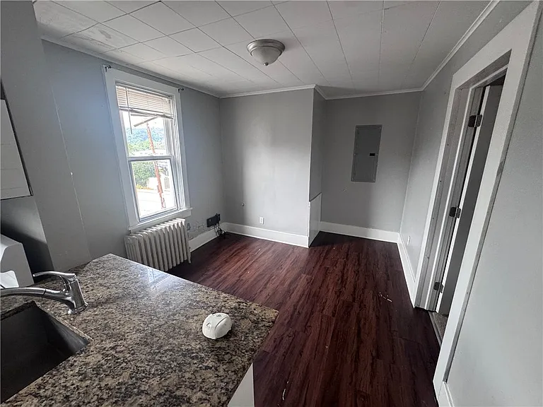 520 Brinton Ave #2R — Photo 7