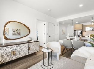 55 Jordan Ave APT 906, Jersey City, NJ 07306