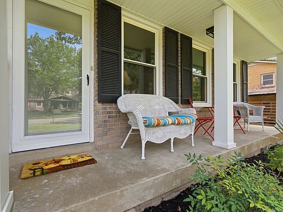 4th image of 445 Harwell Dr