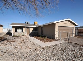 1725 De Anza St, Barstow, CA 92311