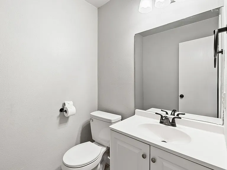 PM2-AUS7505 Saint Amant Pl — Photo 12