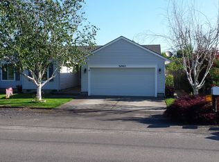 34363 E Columbia Ave, Scappoose, OR 97056