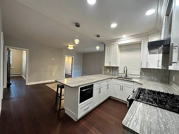 5th image of 60 73rd St Floor 3