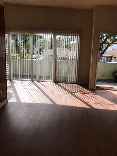 1st image of 8641 Cadillac Ave