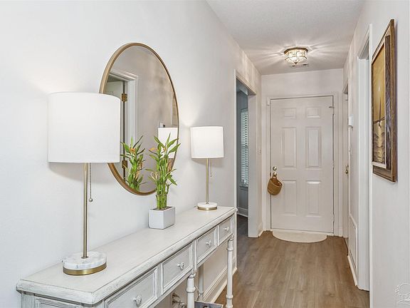 5th image of 4102 Coppertree Ln