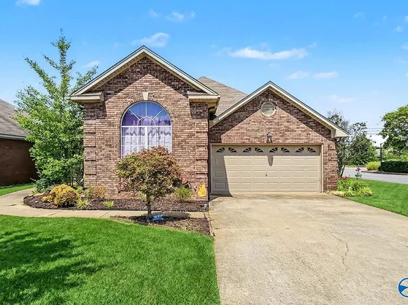 16597 Arbor Dr, Athens, AL 35613