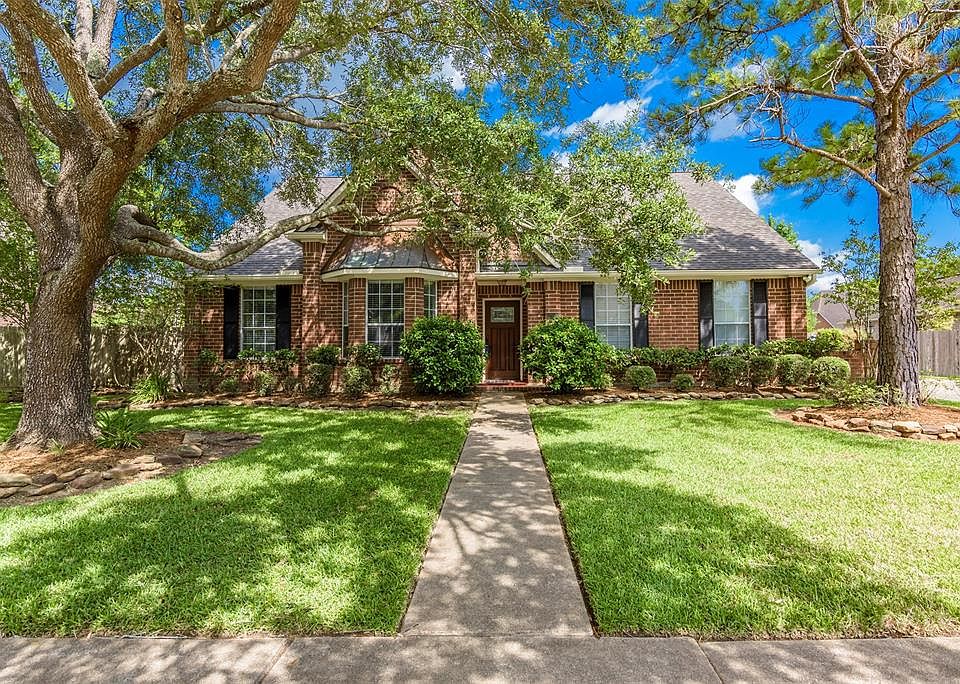 1st image of 2401 San Augustine Ln