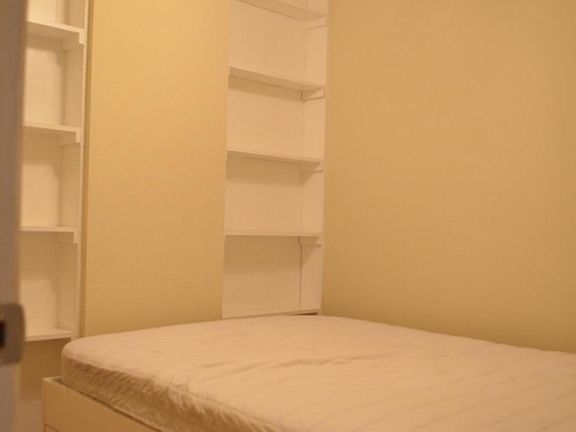 3rd image of 1023 Arlington Blvd #902