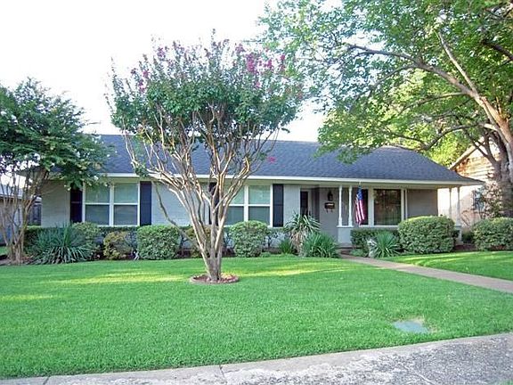 2nd image of 9812 Parkford Dr
