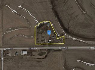 1034 2200th St, Defiance, IA 51527