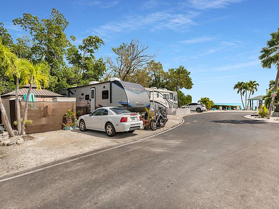 3rd image of 6099 Overseas Hwy Lot 117E