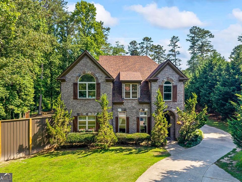 1st image of 9315/9325 Meadowbrook Dr
