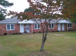 837 Shaw Mill Rd, Fayetteville, NC 28311