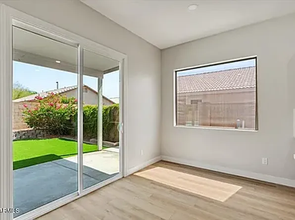 2918 E Harwell Rd, Gilbert, AZ 85234