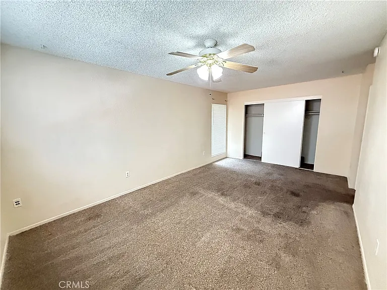 420 E Blueridge Ave — Photo 18