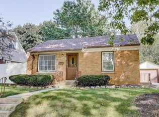 2008 S 95th St, West Allis, WI 53227