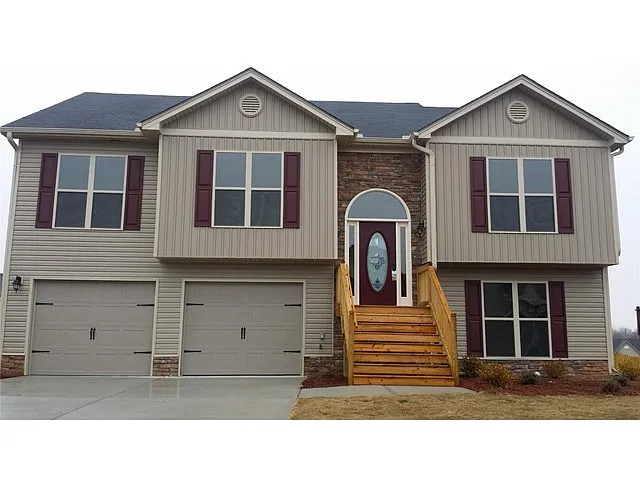 220 Betty Ann Ln photo 1
