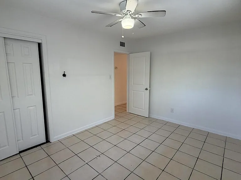 1614 Dennis St #B — Photo 5