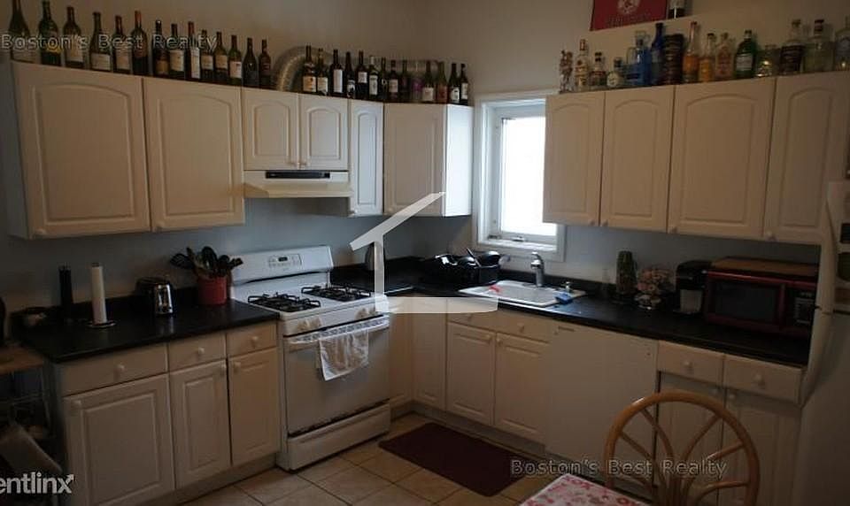 2nd image of 12 Pratt St #H