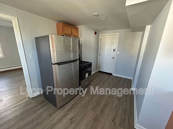 3rd image of 12 Clark Ct #2L