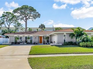 14762 Imperial Point Dr S, Largo, FL 33774