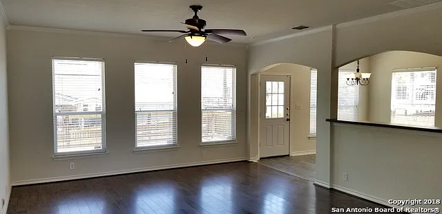 3 bed, 2.5 bath, 1888 sqft, $1,750 — Photo 4