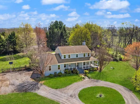 14270 Rehobeth Church Rd, Lovettsville, VA 20180