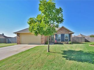 15901 Layne Ct, Edmond, OK 73013