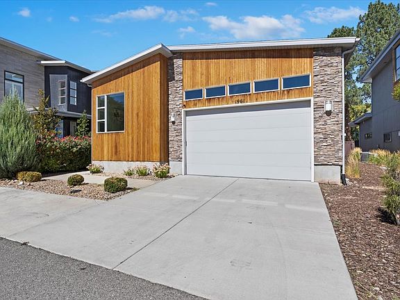 2nd image of 1961 E Nunley Cir