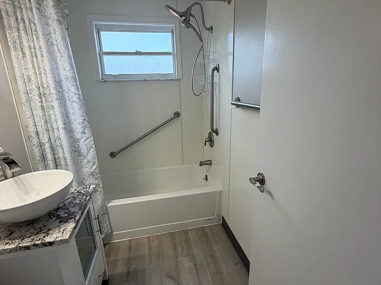 123 Danube Dr — Photo 27