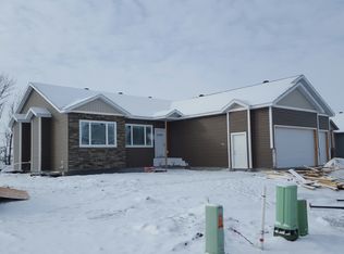 1101 26th Ave W, West Fargo, ND