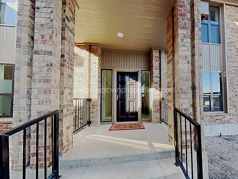 10738 Park Village Pl #B — Photo 1