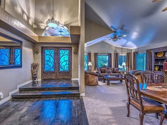 4th image of 9519 W Tierra Grande