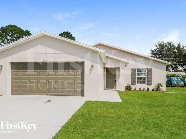 1525 SW Fresno Rd, Port Saint Lucie, FL 34953