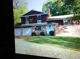 110 Emerald Ln, Horseshoe Bend, AR 72512
