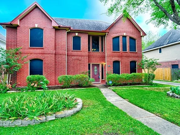 1110 Hidden Oaks Dr, League City, TX 77573