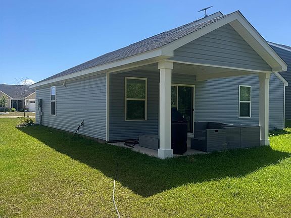 4th image of 724 Sinker Ln