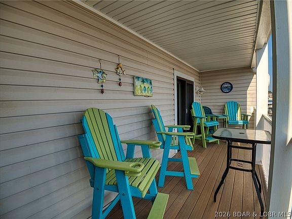 4th image of 775 Winn Rd #4F