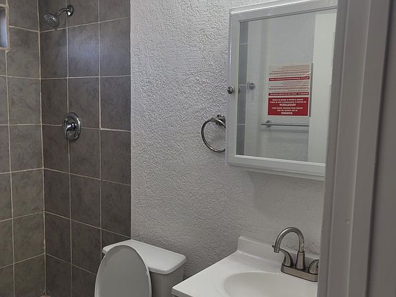 4th image of 1500 Elvas Way #A