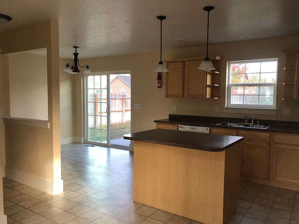 173 Silverberry St, Hamilton, MT 59840 Zillow