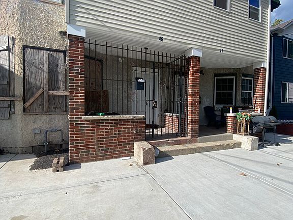 2nd image of 49 Stanley Ave Floor 2