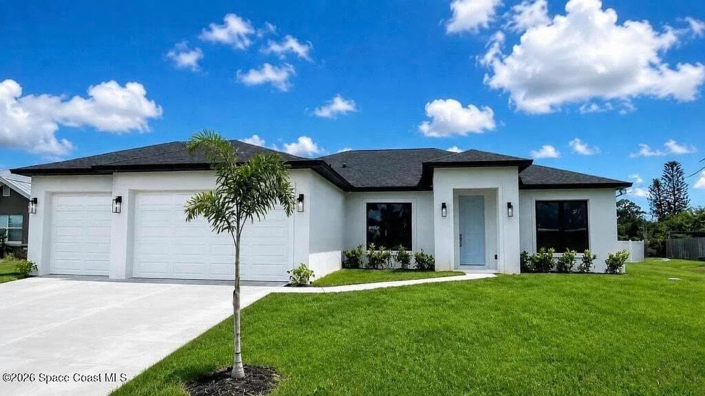 4 bed, 3.0 bath, 2028 sqft, $2,745 — Photo 1