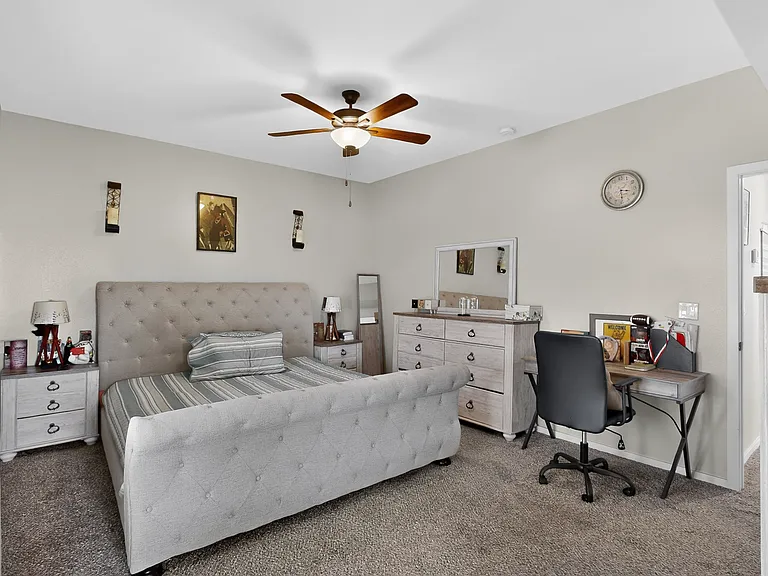 14717 Charles Foster Ave — Photo 25